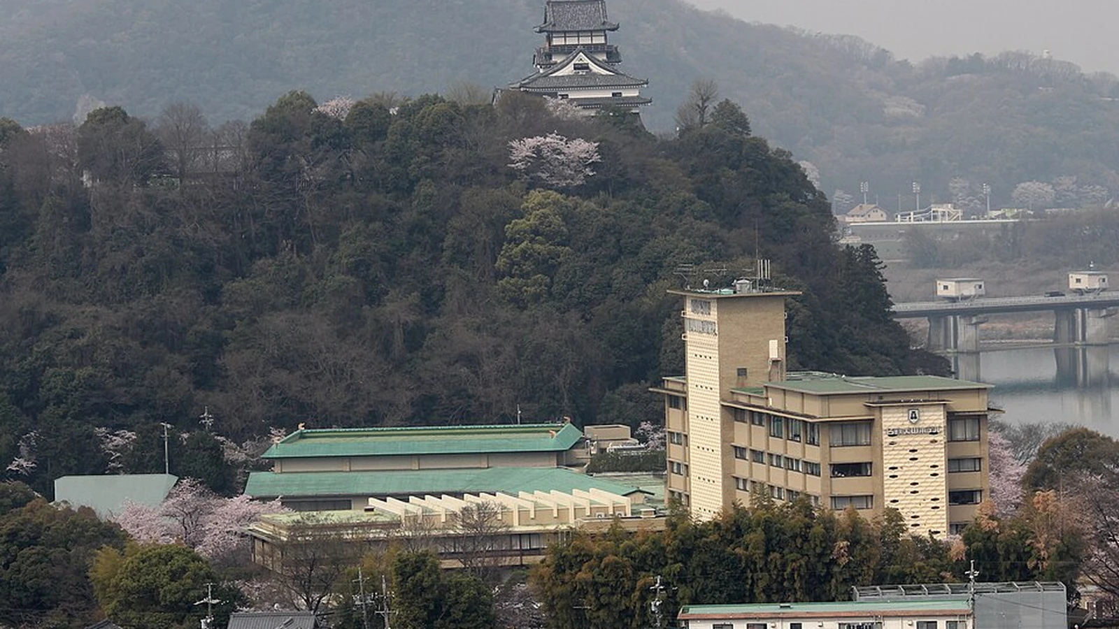 犬山温泉