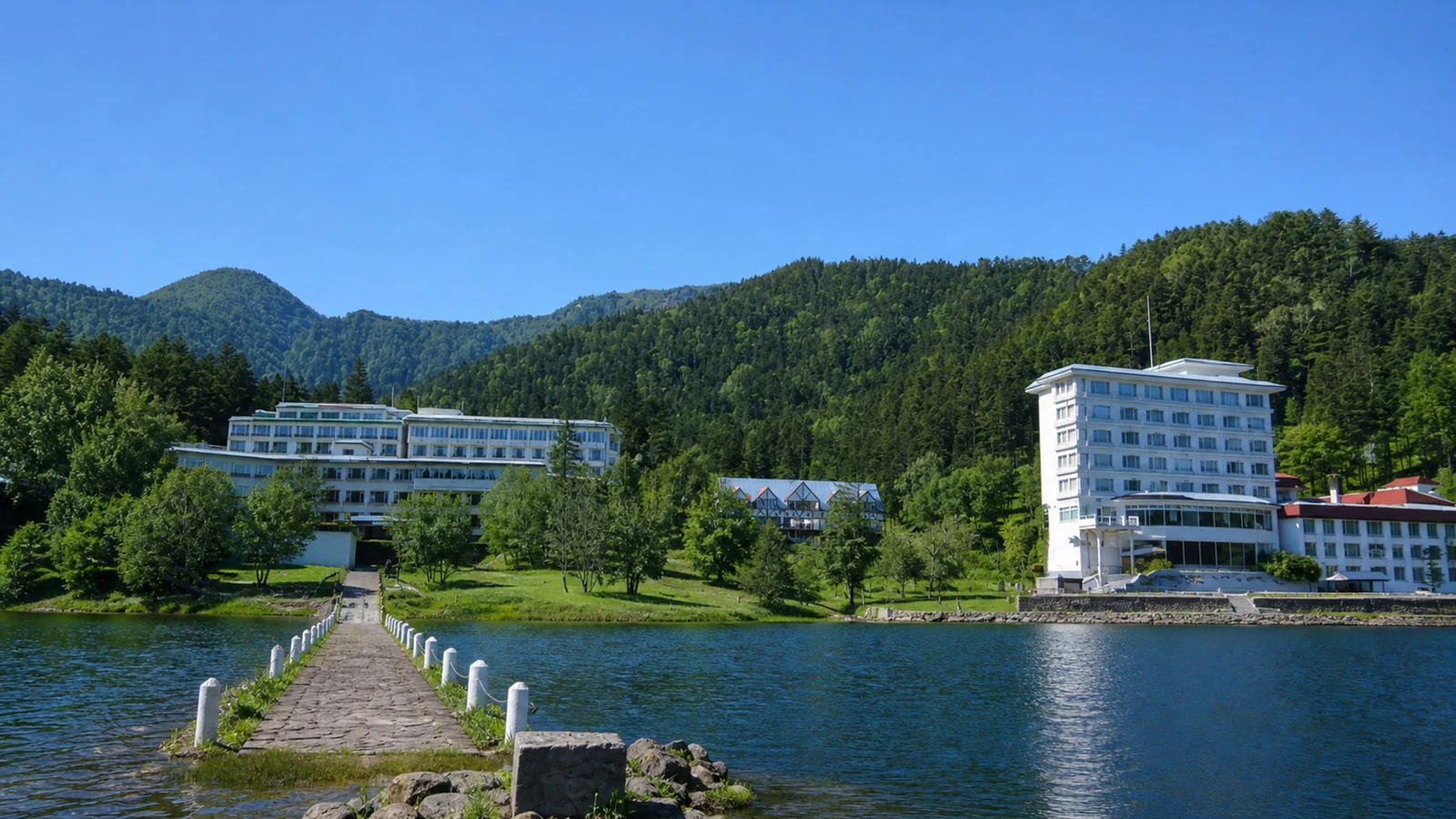 然別湖畔温泉