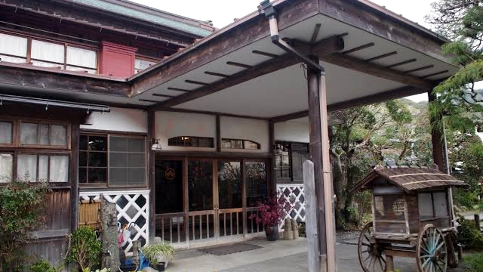 河内温泉