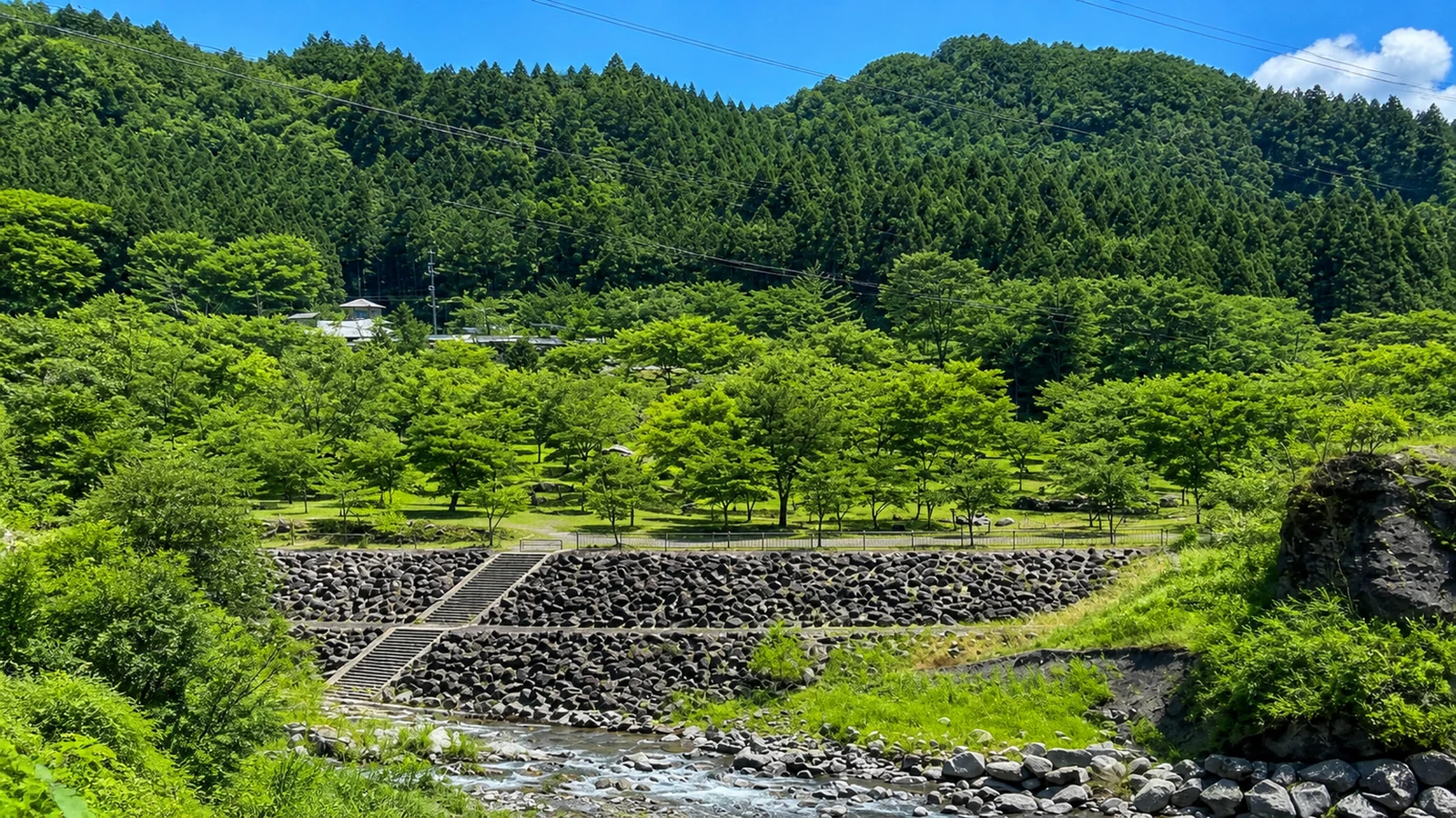 コンヤ温泉