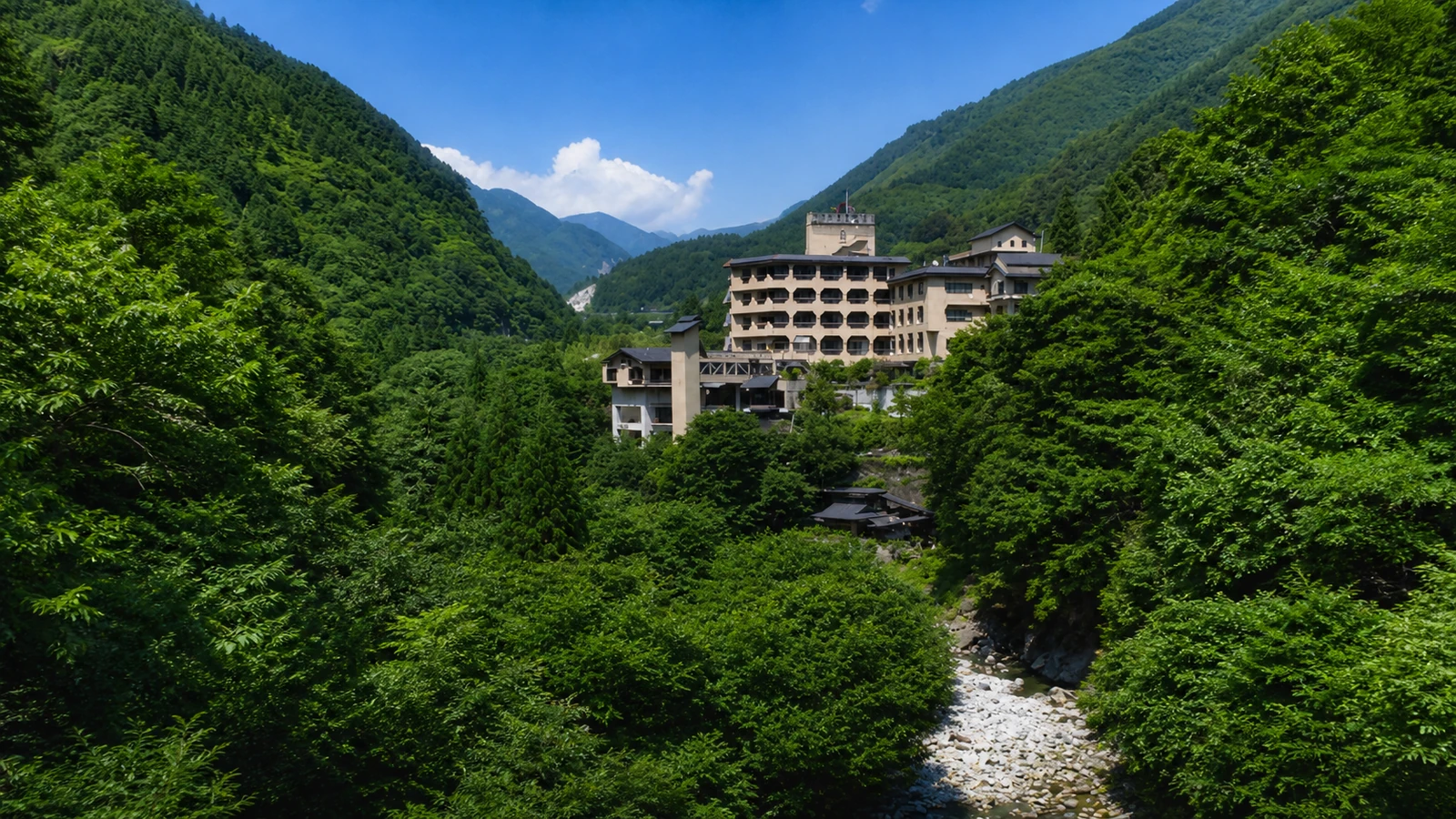 三富（川浦）温泉郷